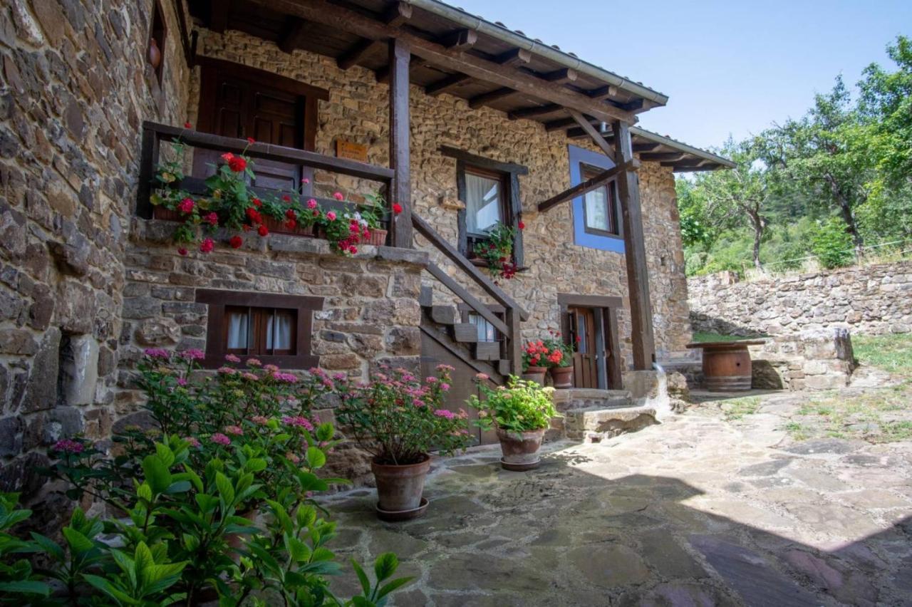 Viviendas El Barrio Cabezon de Liebana Ngoại thất bức ảnh